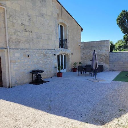 Appartement Dans Mas Provencal Arles Exterior foto